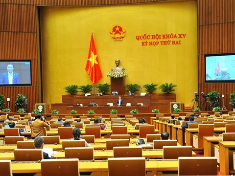 Ngày 8/11, Quốc hội thảo luận về kinh tế - xã hội và công tác phòng, chống dịch COVID-19